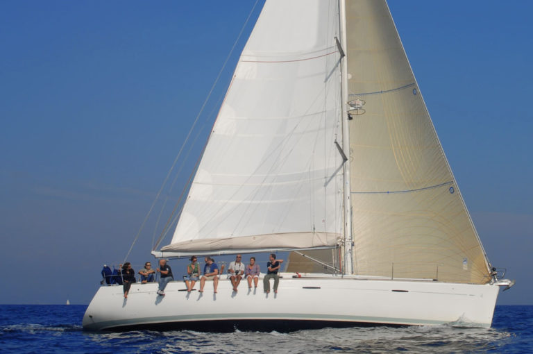Benetau Yacht Charter l Rent a Boat Nice l Liven Up Monaco