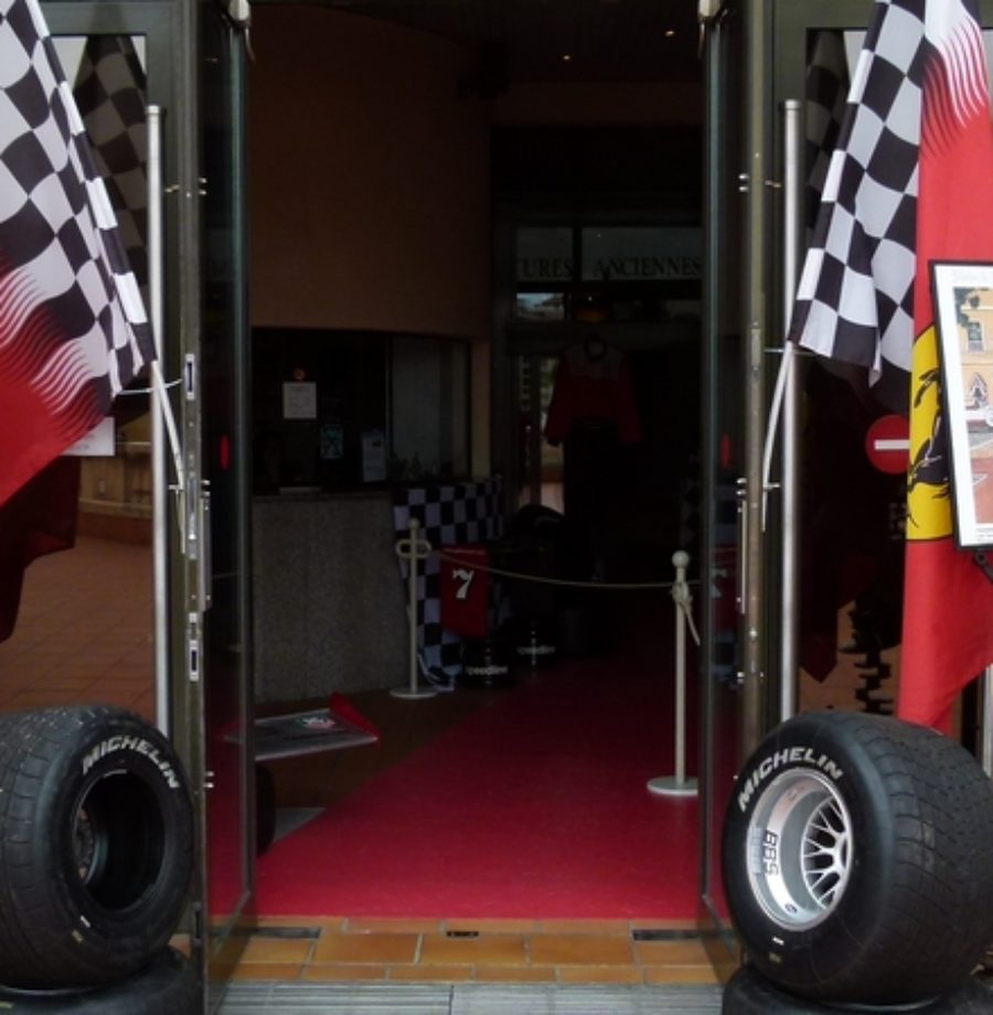 F1 Simulator Monaco l Monaco Grand Prix Experience l Liven Up