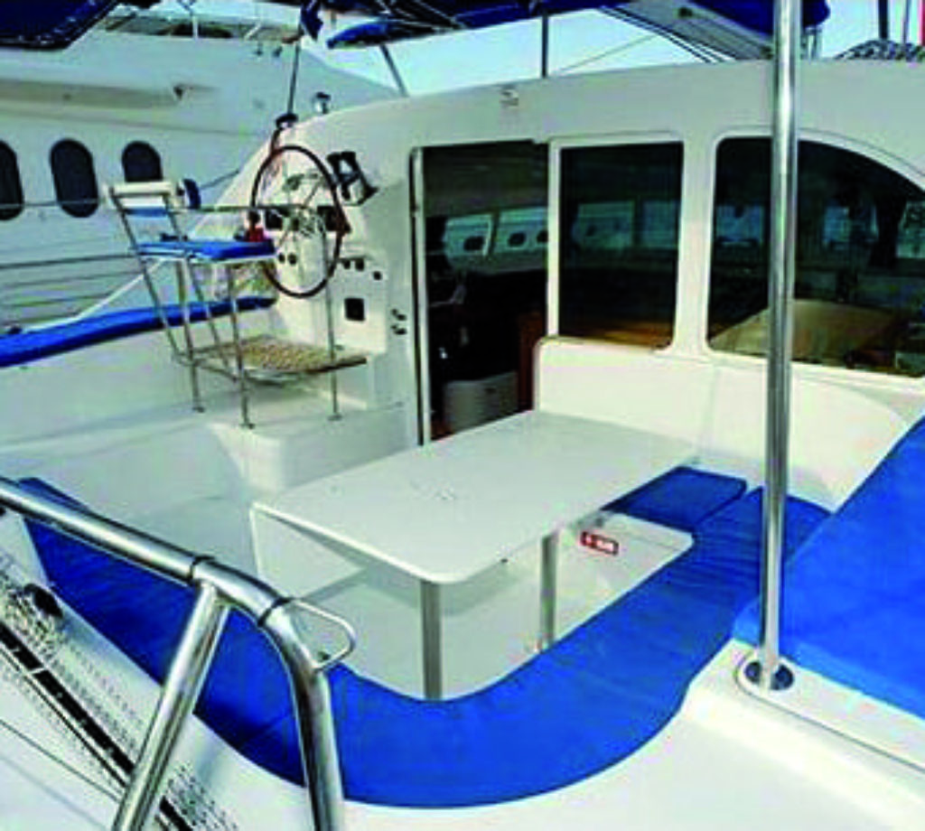 Rent a Catamaran Monaco l Cannes Catamaran Cruise