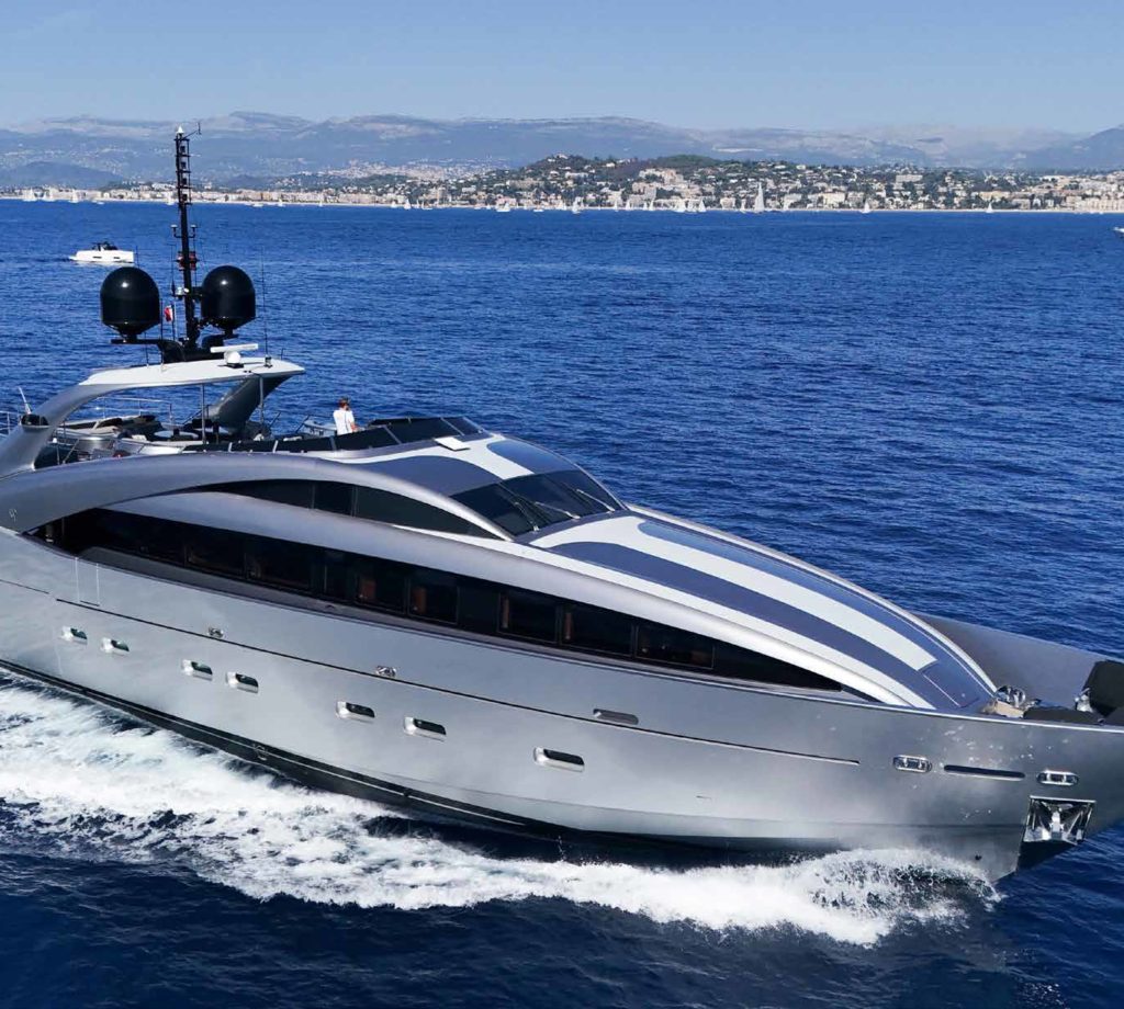 BROCHURE-YACHT-CHARTER-2024-new-2.pdf-image-114